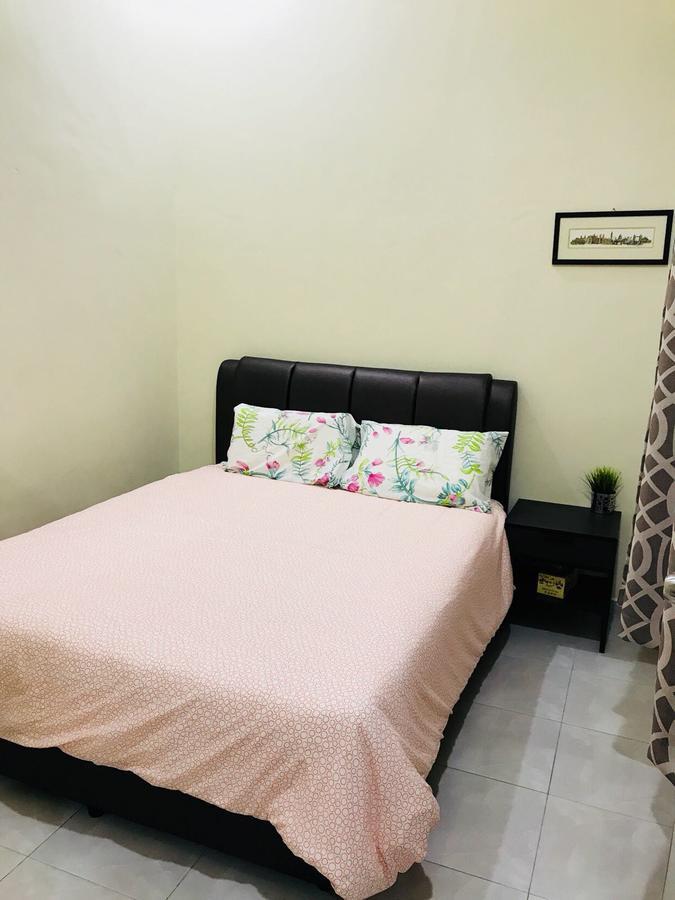 Louie Homestay Mersing Esterno foto